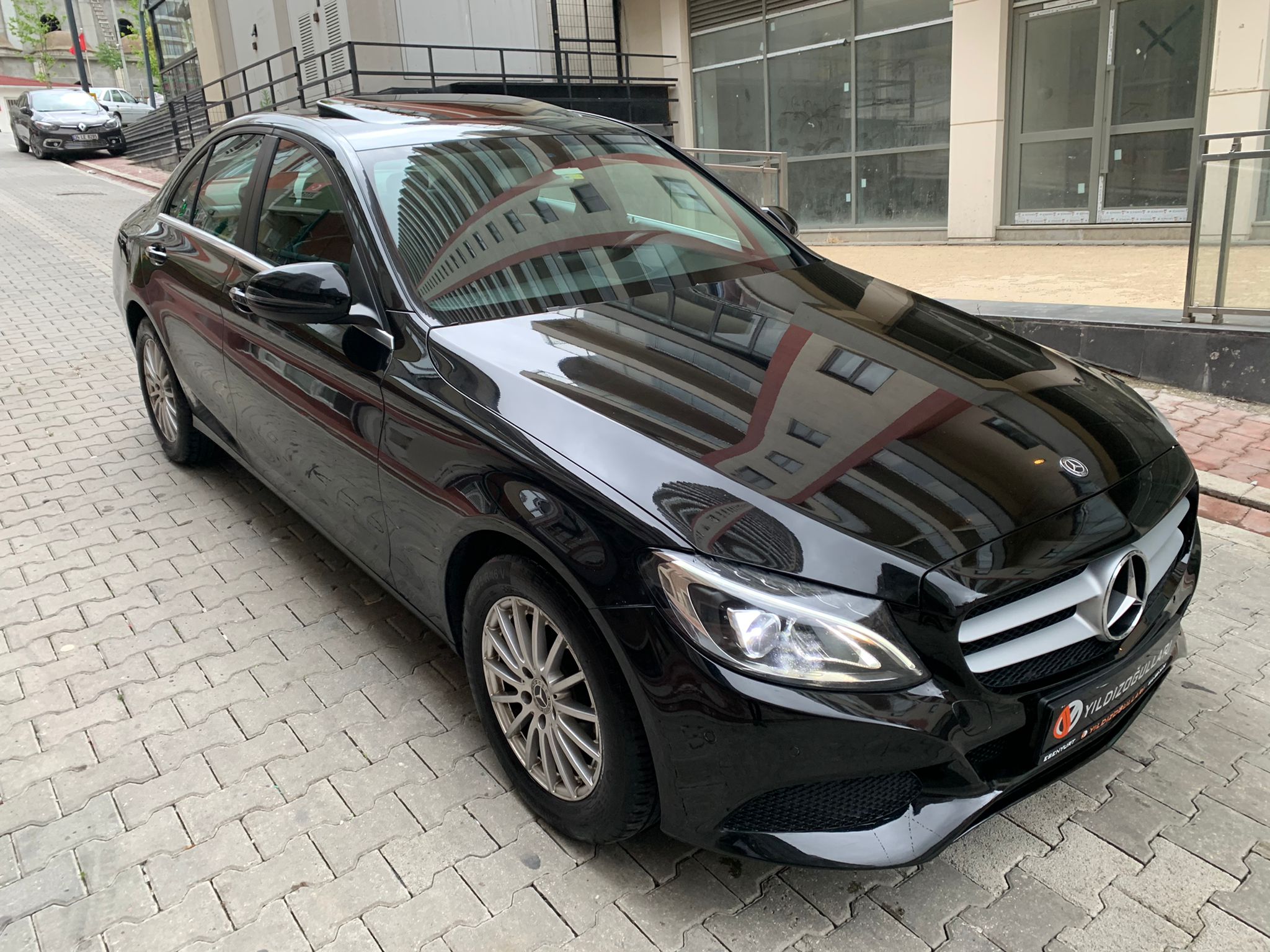 MERCEDES BENZ C200 D MODEL 2017