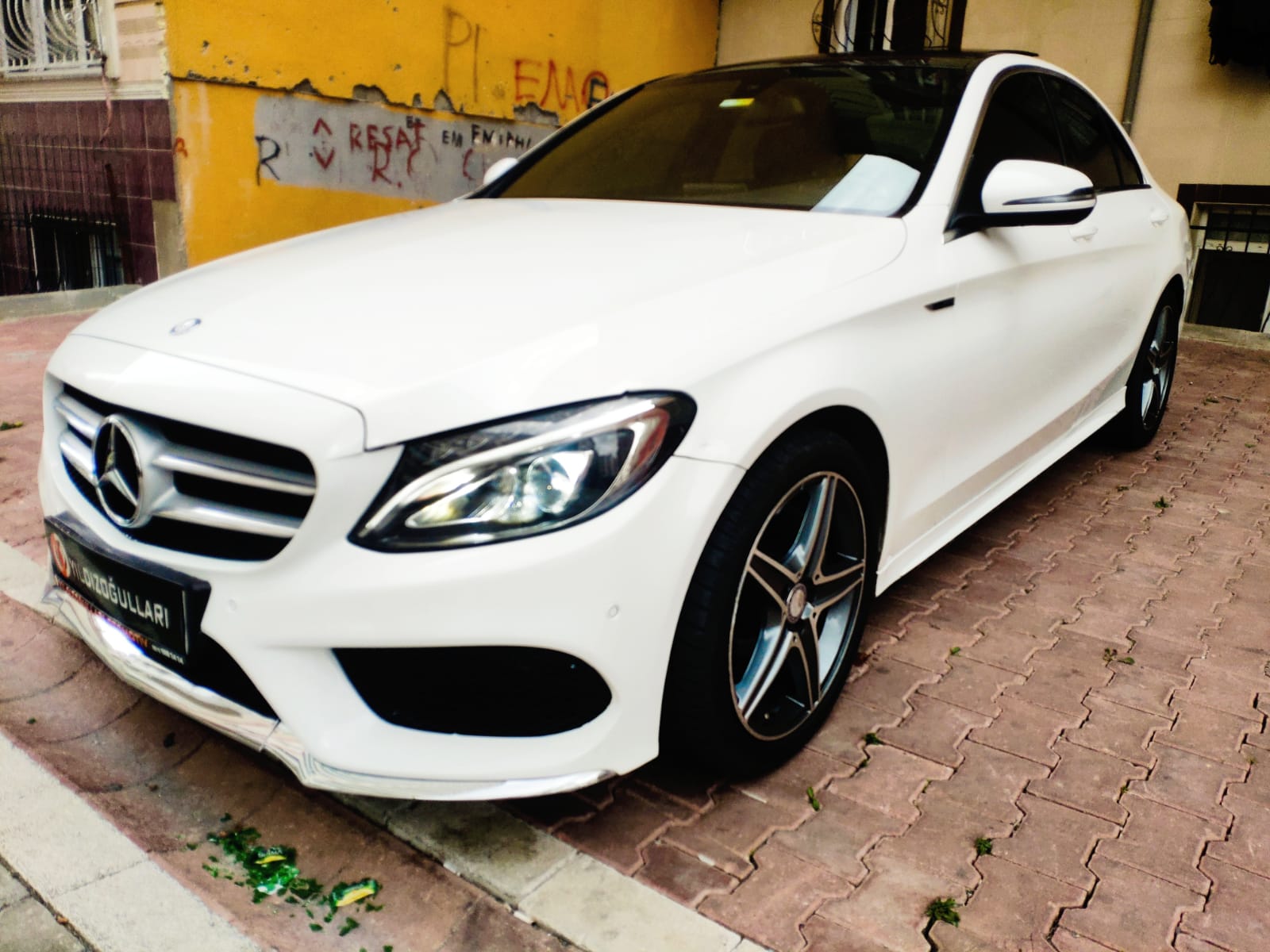 MERCEDES C200 d AMG İMZALI SERİ